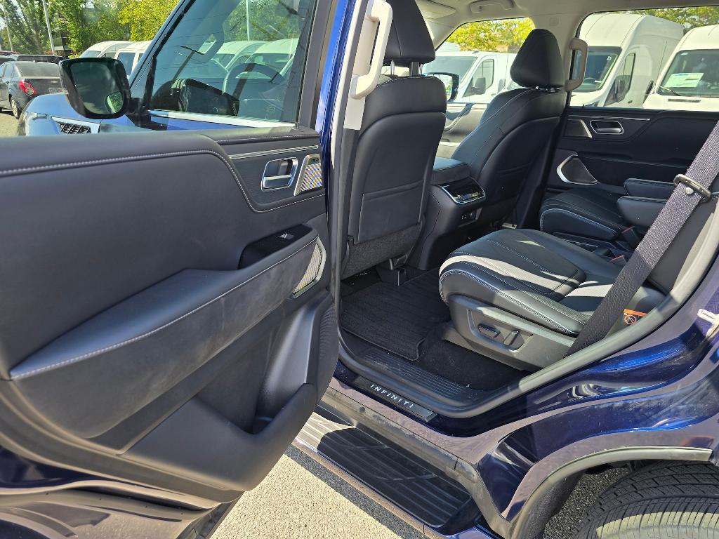 صورة 10 لـ 2025 Infiniti QX80 SENSORY