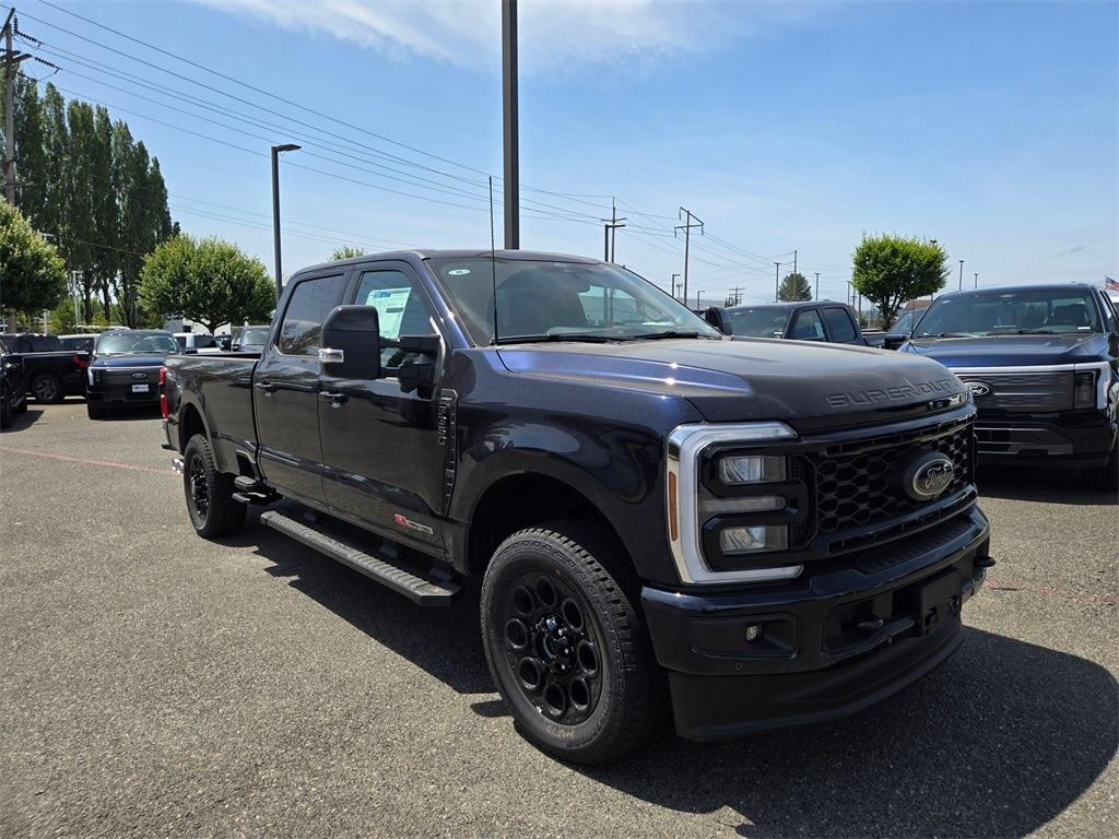 2025 FORD F-350 LARIAT SUPER DUTY — миниатюра 3