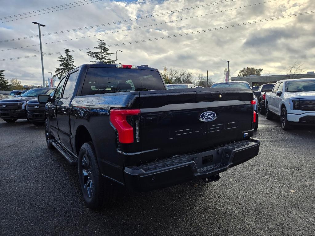 صورة 7 لـ 2025 FORD F-150 LIGHTNING FLASH