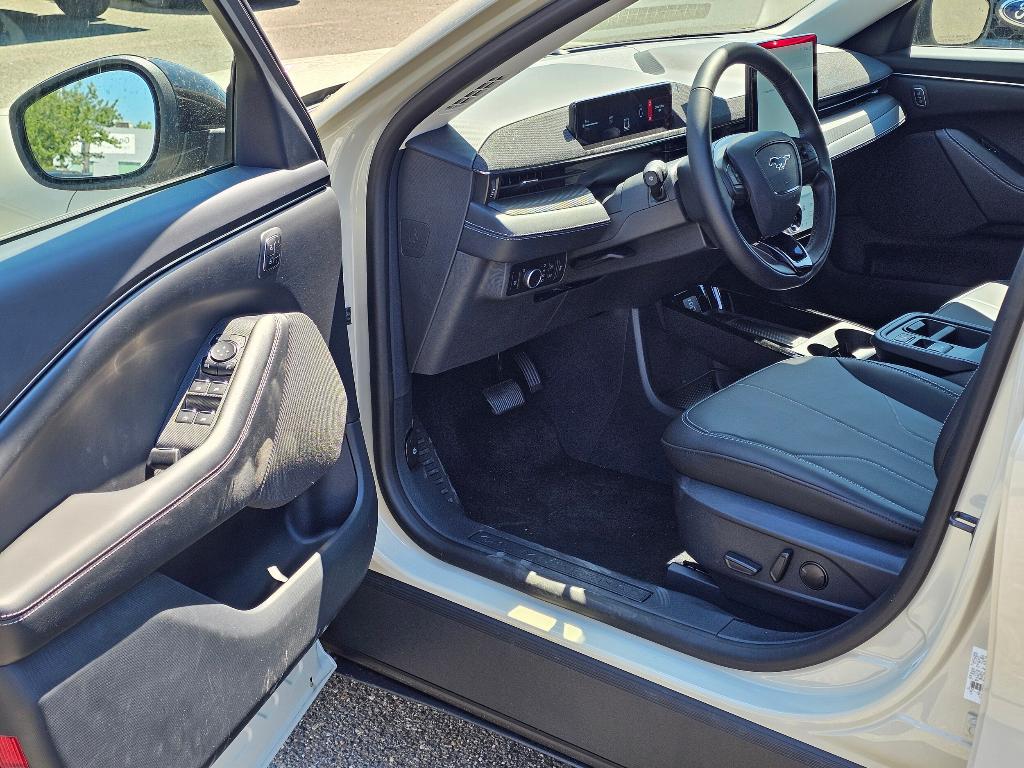 2026 FORD MUSTANG MACH-E SELECT 缩略图 15