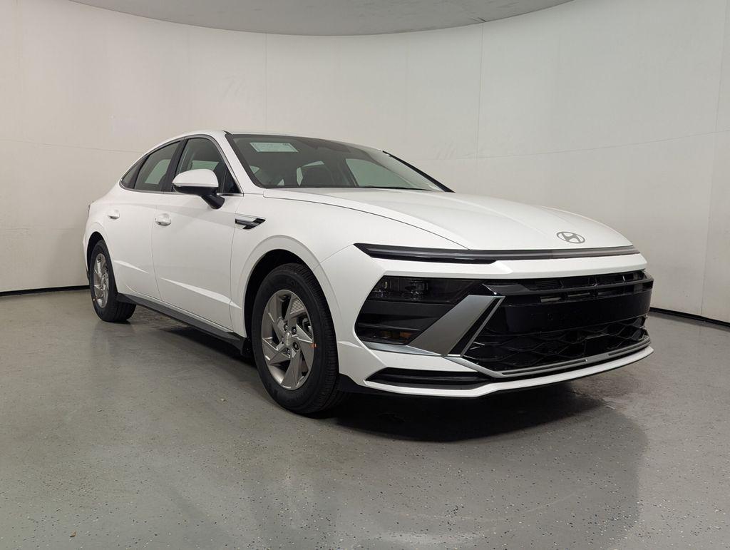 New 2026 Hyundai SONATA SE
