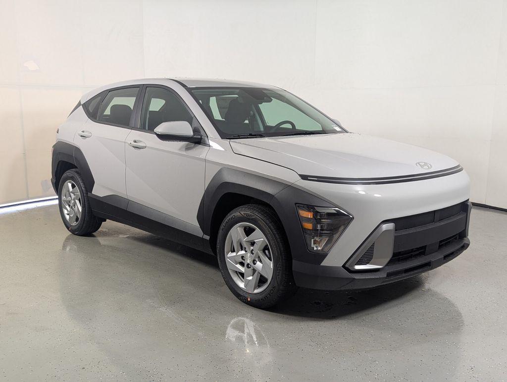 New 2026 Hyundai KONA SE