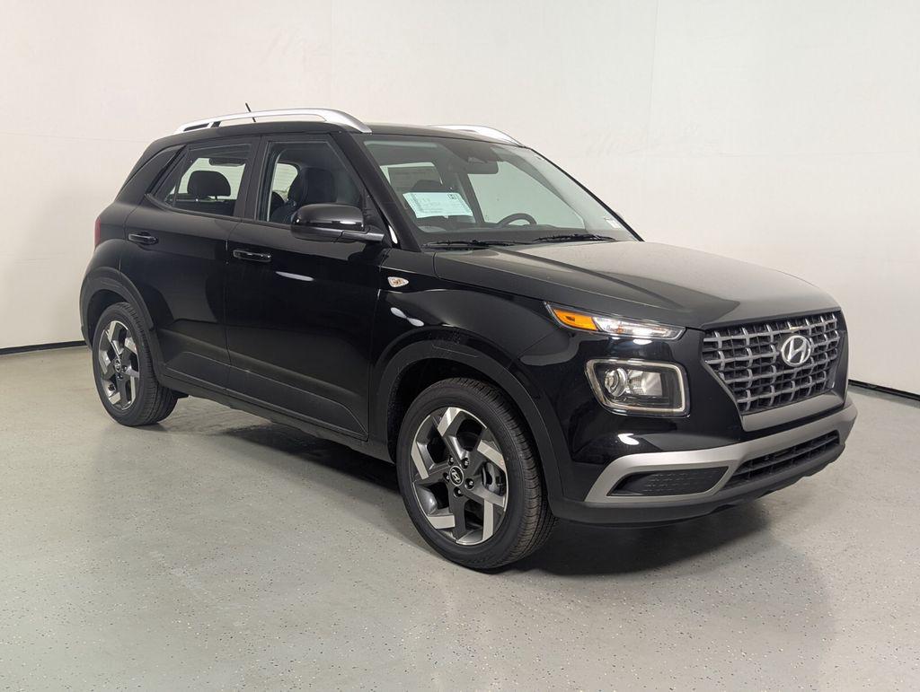 New 2026 Hyundai VENUE SEL