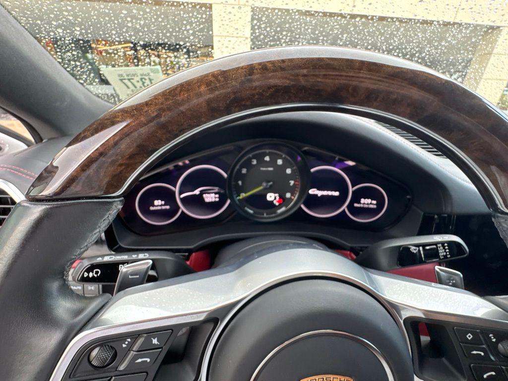 صورة مصغرة 43 لـ 2023 Porsche CAYENNE PLATINUM EDITION