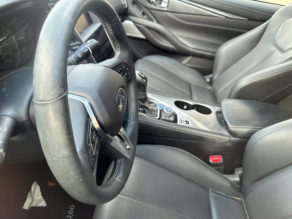 2022 Infiniti Q60 LUXE — миниатюра 12