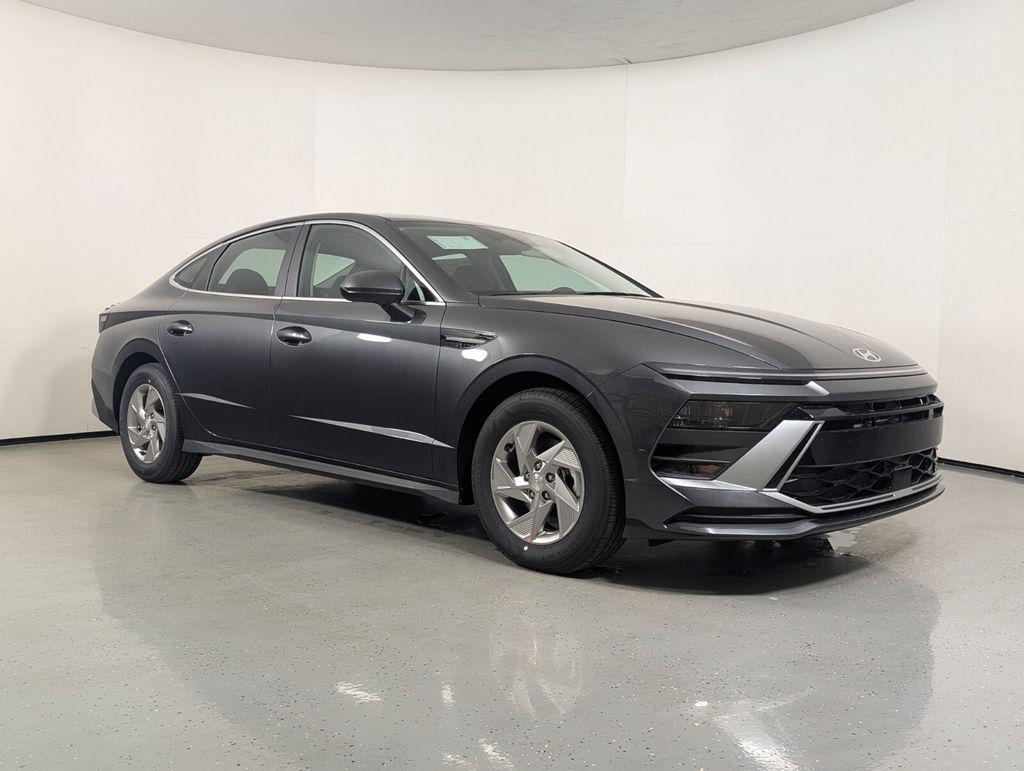New 2026 Hyundai SONATA SE
