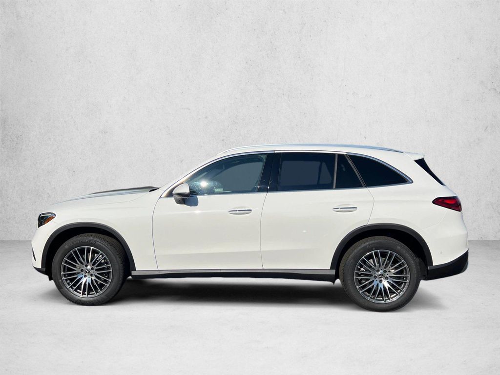 2026 Mercedes-BENZ GLC — фото 8
