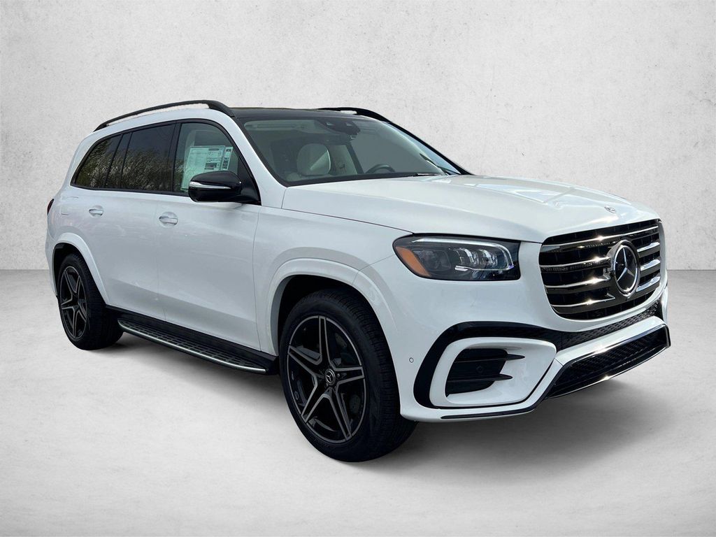 2026 Mercedes-BENZ GLS thumbnail 3