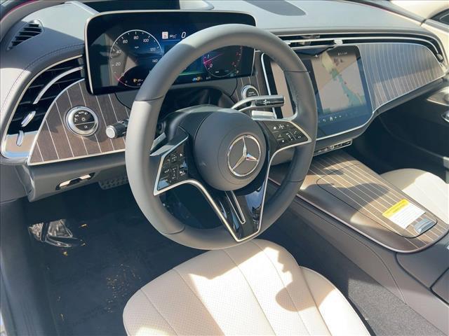 MERCEDES-BENZ E-CLASS - 3