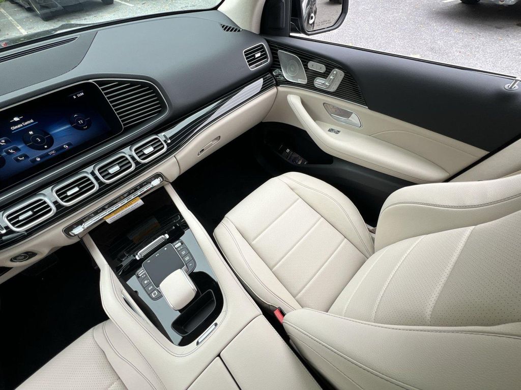 صورة مصغرة 11 لـ 2026 Mercedes-BENZ GLE