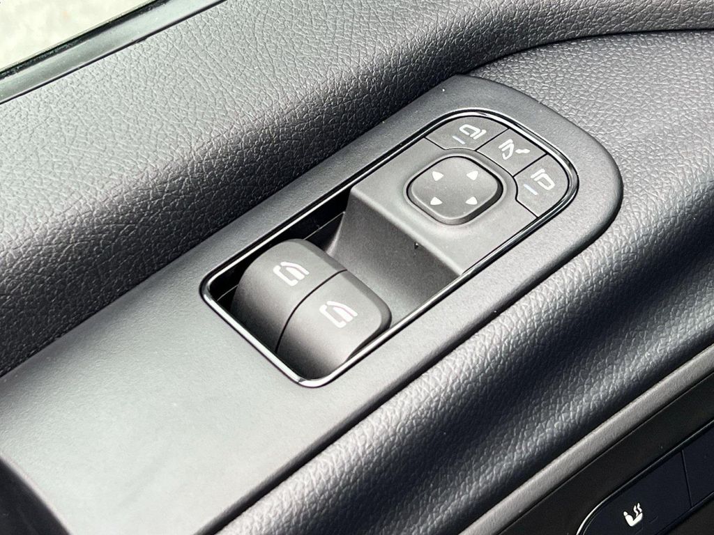 2026 Mercedes-BENZ OTHERS 缩略图 17