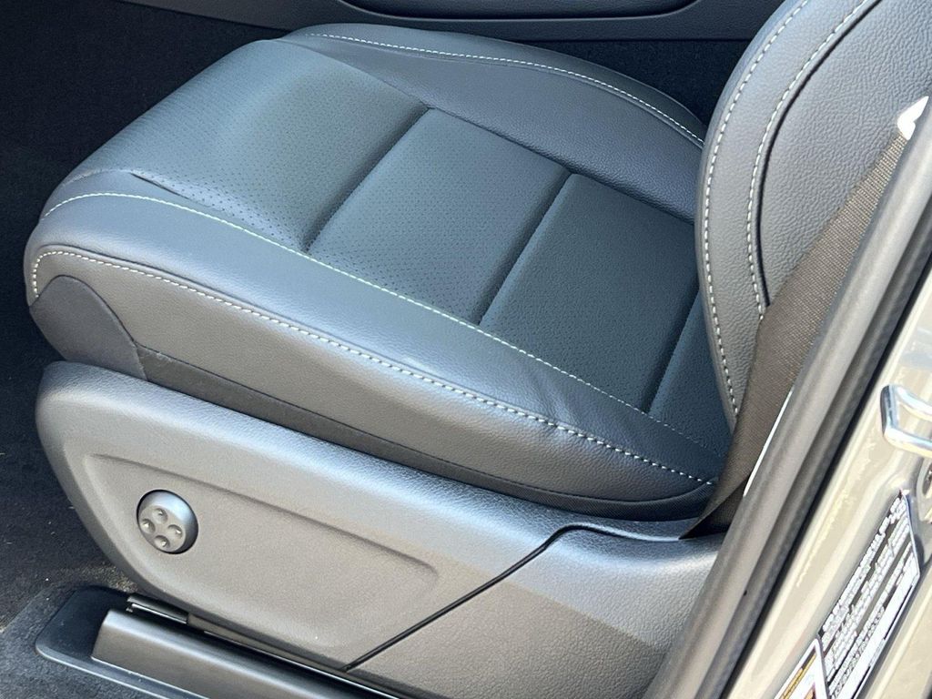 صورة مصغرة 16 لـ 2026 Mercedes-BENZ GLE