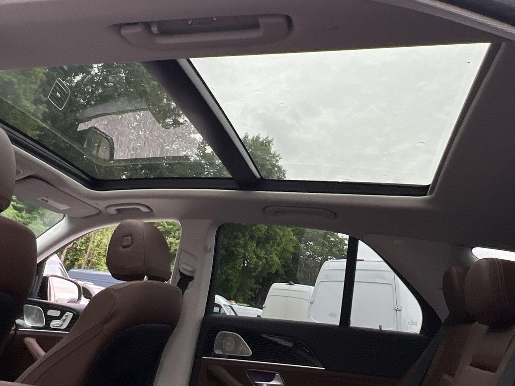 صورة مصغرة 26 لـ 2026 Mercedes-BENZ GLE