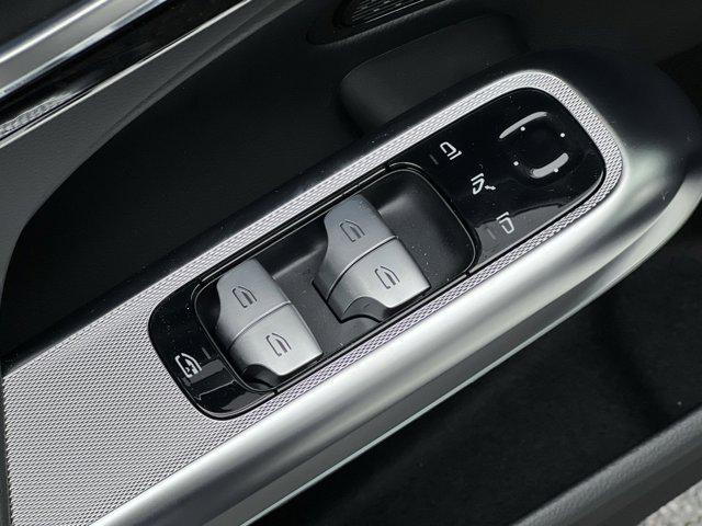 MERCEDES-BENZ E-CLASS - 10
