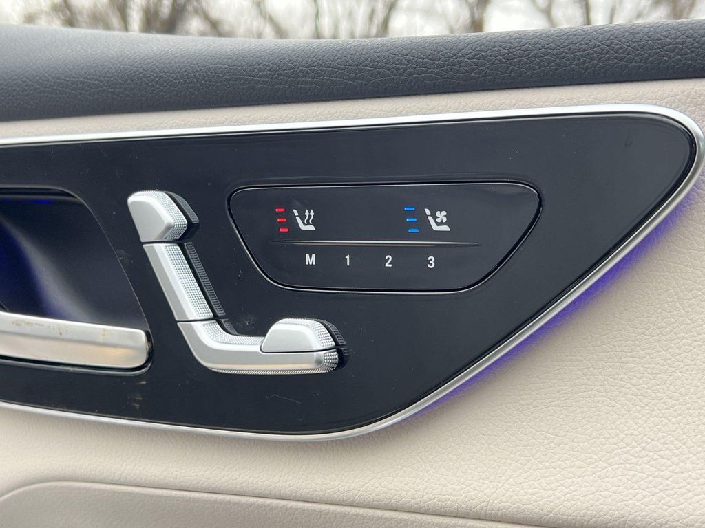 2026 Mercedes-BENZ GLC 缩略图 30