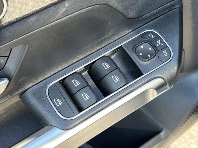 MERCEDES-BENZ GLB-CLASS AMG - 10