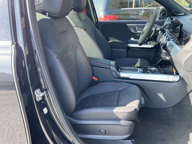 صورة مصغرة 23 لـ 2026 Mercedes-BENZ AMG GLB 35 4MATIC