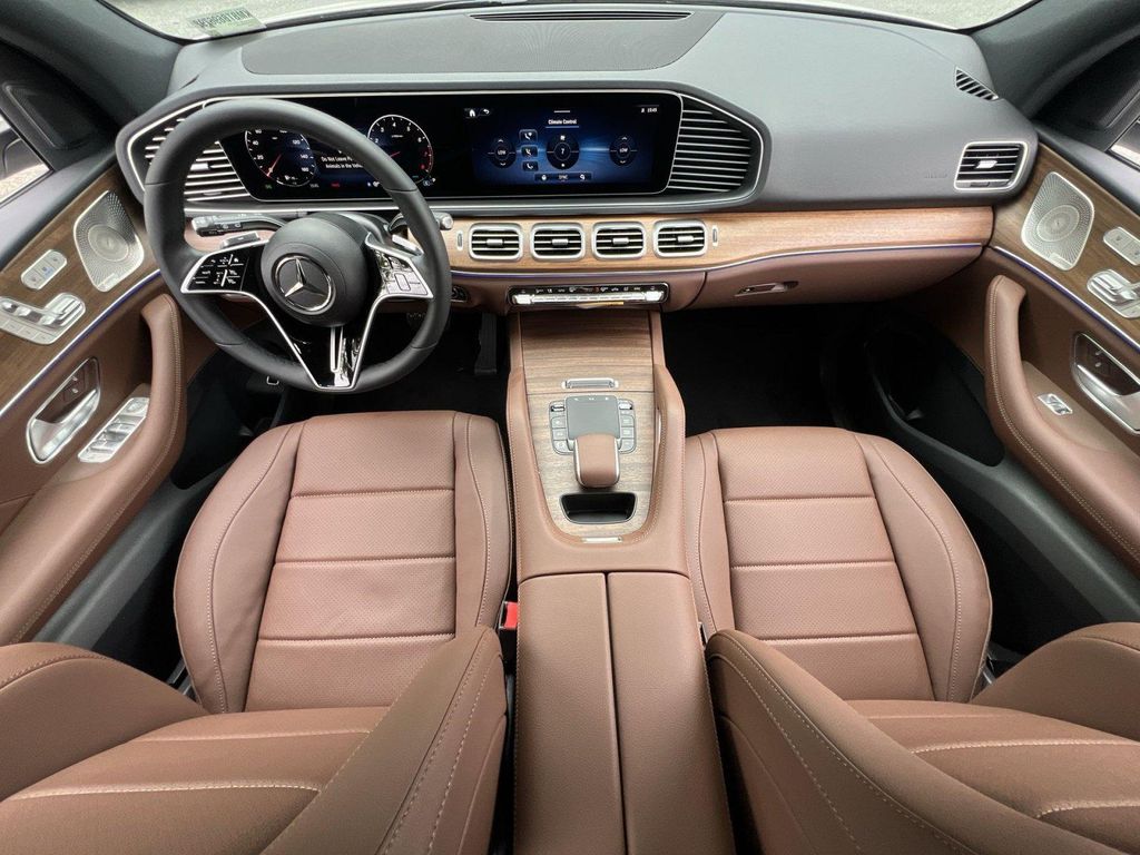 2026 Mercedes-BENZ GLE — фото 10