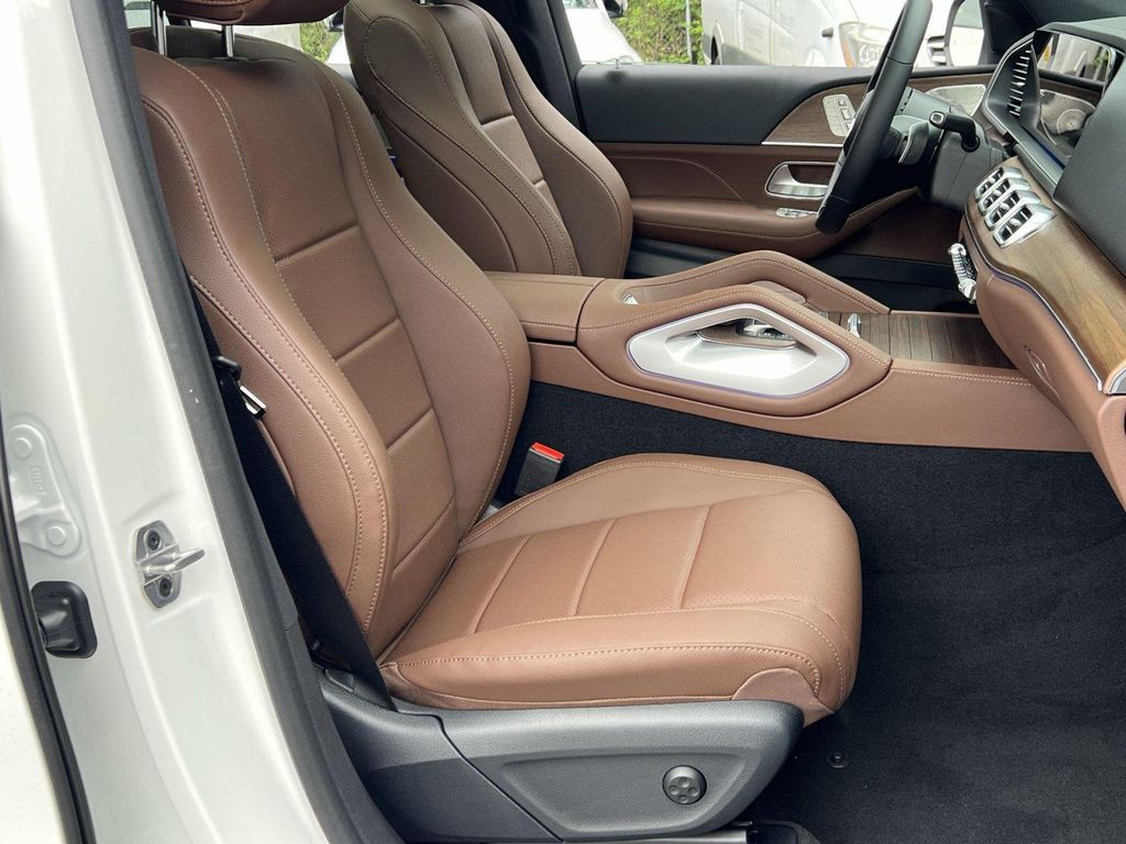 صورة مصغرة 30 لـ 2026 Mercedes-BENZ GLE