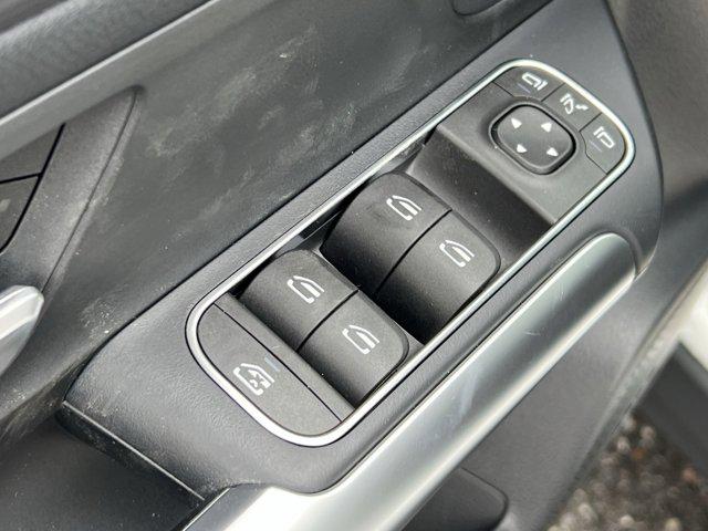MERCEDES-BENZ GLA-CLASS - 10