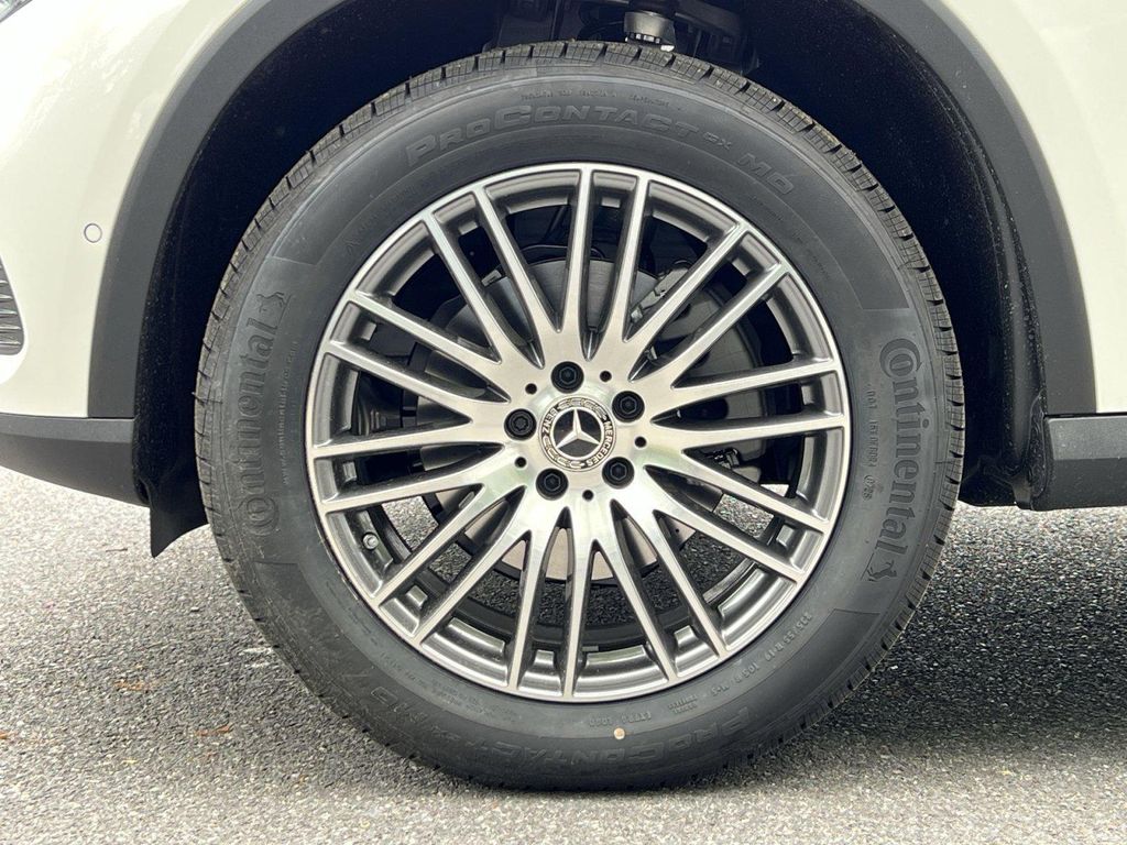 صورة مصغرة 14 لـ 2026 Mercedes-BENZ GLC