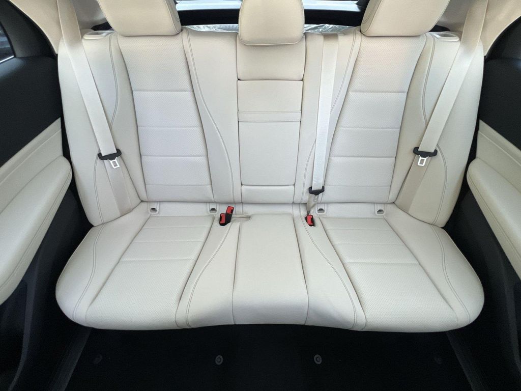 2026 Mercedes-BENZ GLE 缩略图 12