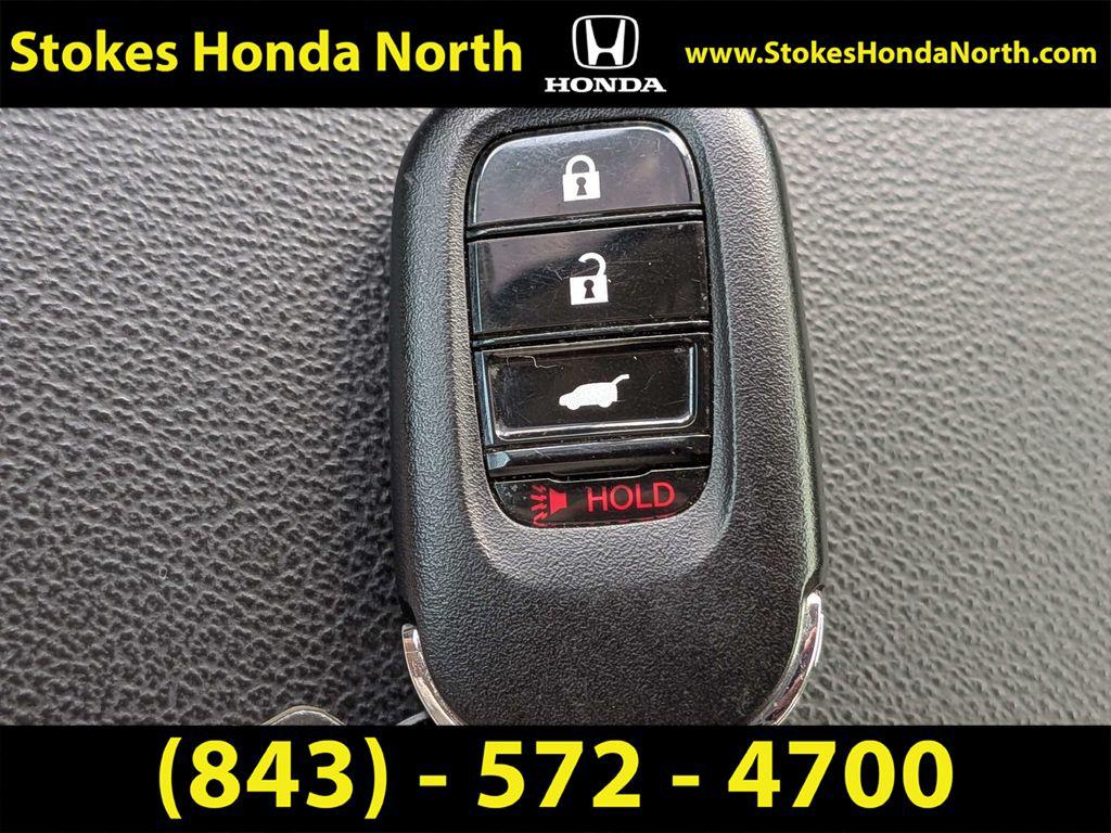صورة 28 لـ 2025 Honda CR-V LX 2WD