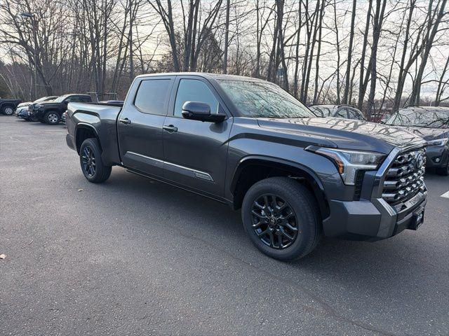 TOYOTA TUNDRA - 5