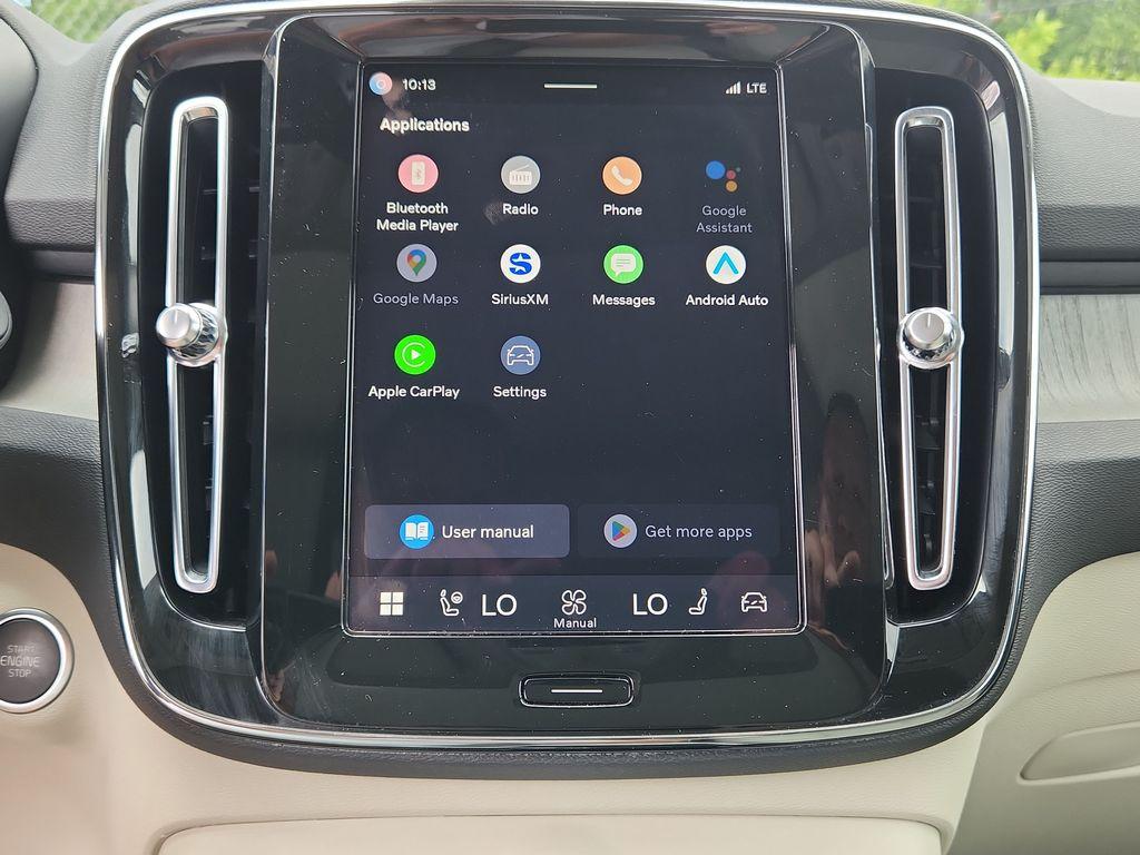 صورة مصغرة 16 لـ 2025 Volvo XC40 B5 ULTRA DARK THEME