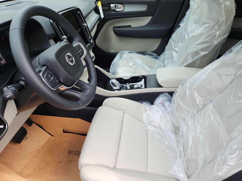 صورة مصغرة 21 لـ 2026 Volvo XC40 B5 ULTRA