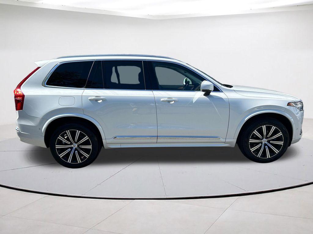 2024 Volvo XC90 B6 PLUS BRIGHT THEME 7-SEATER — фото 13