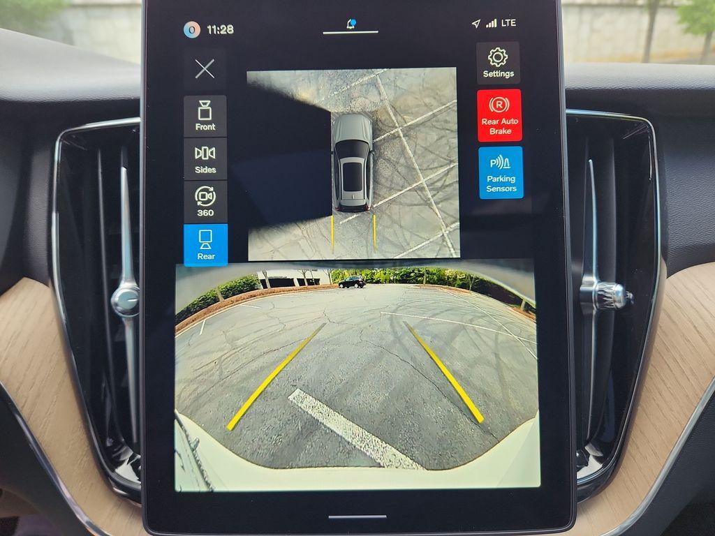 صورة مصغرة 20 لـ 2026 Volvo XC60 B5 PLUS