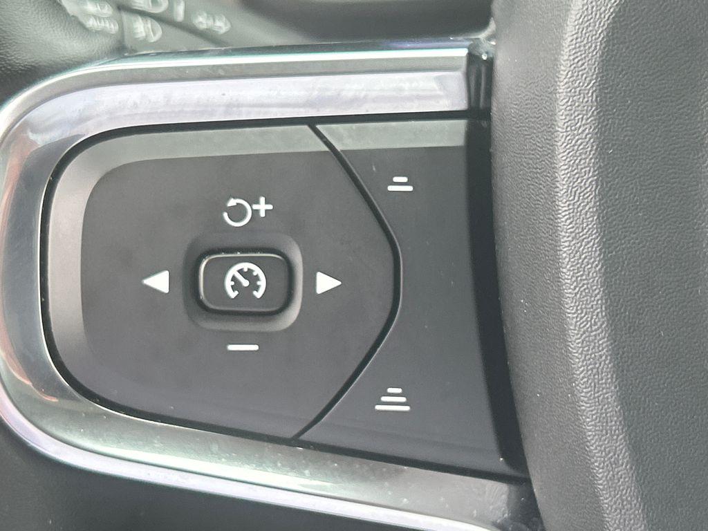صورة مصغرة 20 لـ 2026 Volvo XC40 B5 PLUS