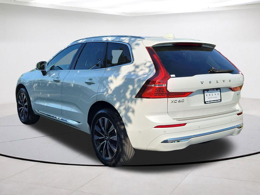2023 Volvo XC60 B5 PLUS BRIGHT THEME — фото 9