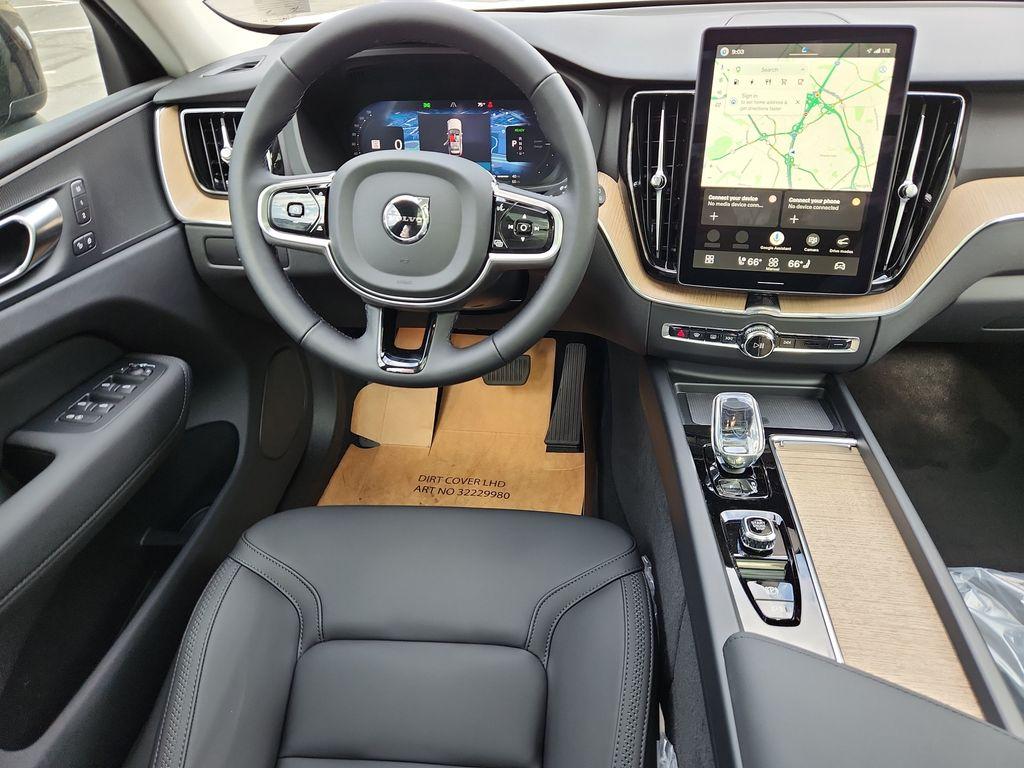 صورة مصغرة 26 لـ 2026 Volvo XC60 PLUG-IN HYBRID T8 CORE