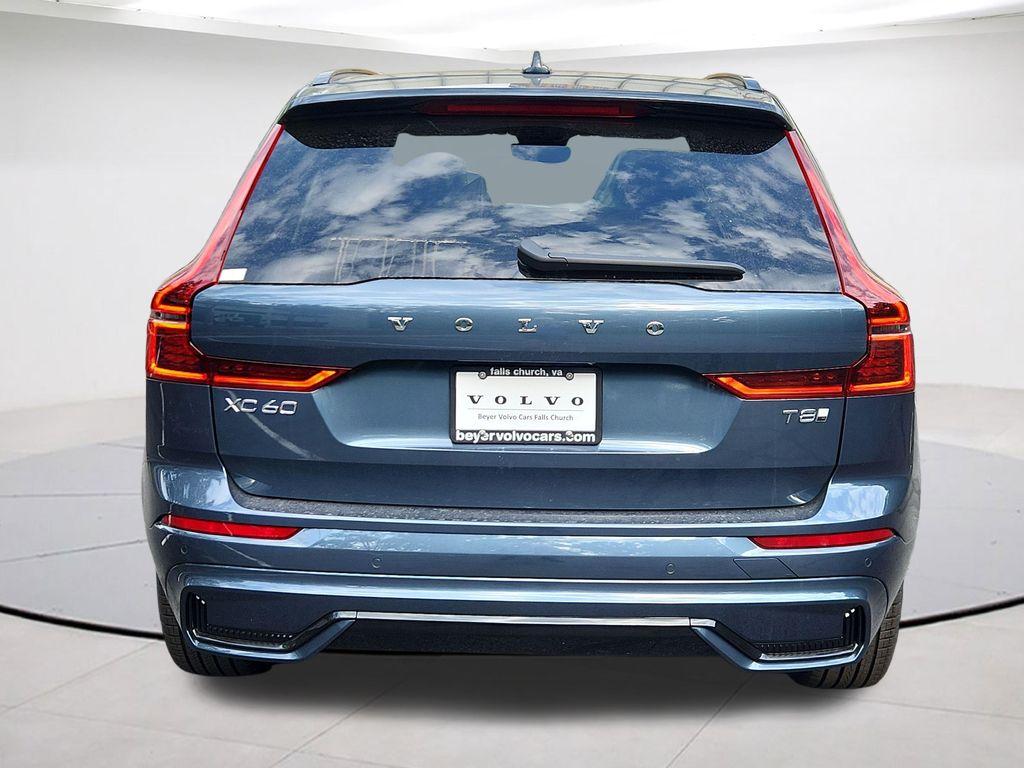 2026 Volvo XC60 PLUG-IN HYBRID T8 CORE photo 6