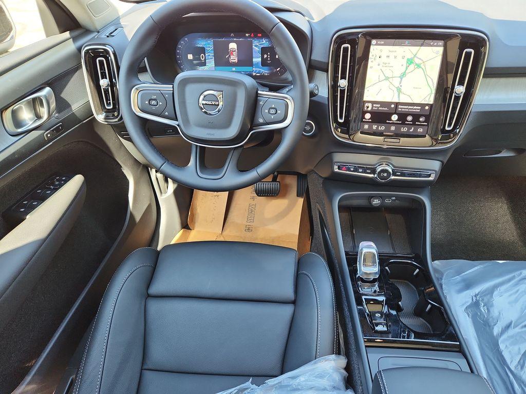 صورة مصغرة 26 لـ 2026 Volvo XC40 B5 PLUS