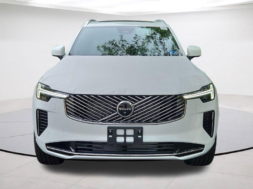 صورة مصغرة 3 لـ 2026 Volvo XC90 PLUG-IN HYBRID T8 PLUS 7-SEATER