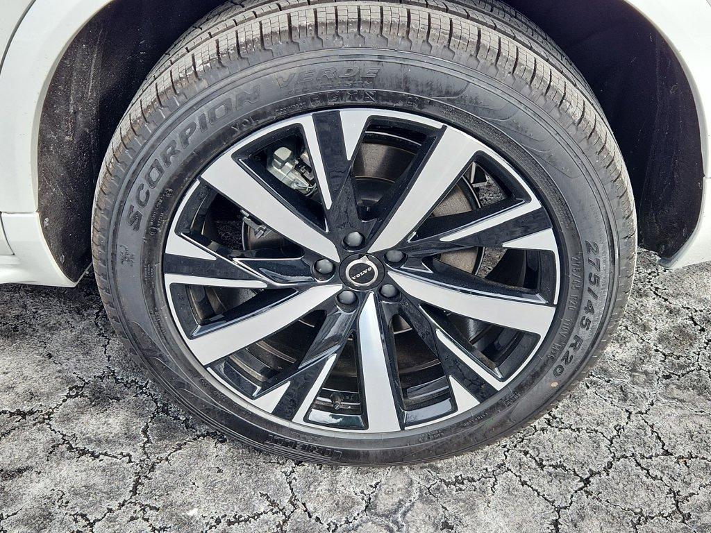 2026 Volvo XC90 B6 CORE 照片 9