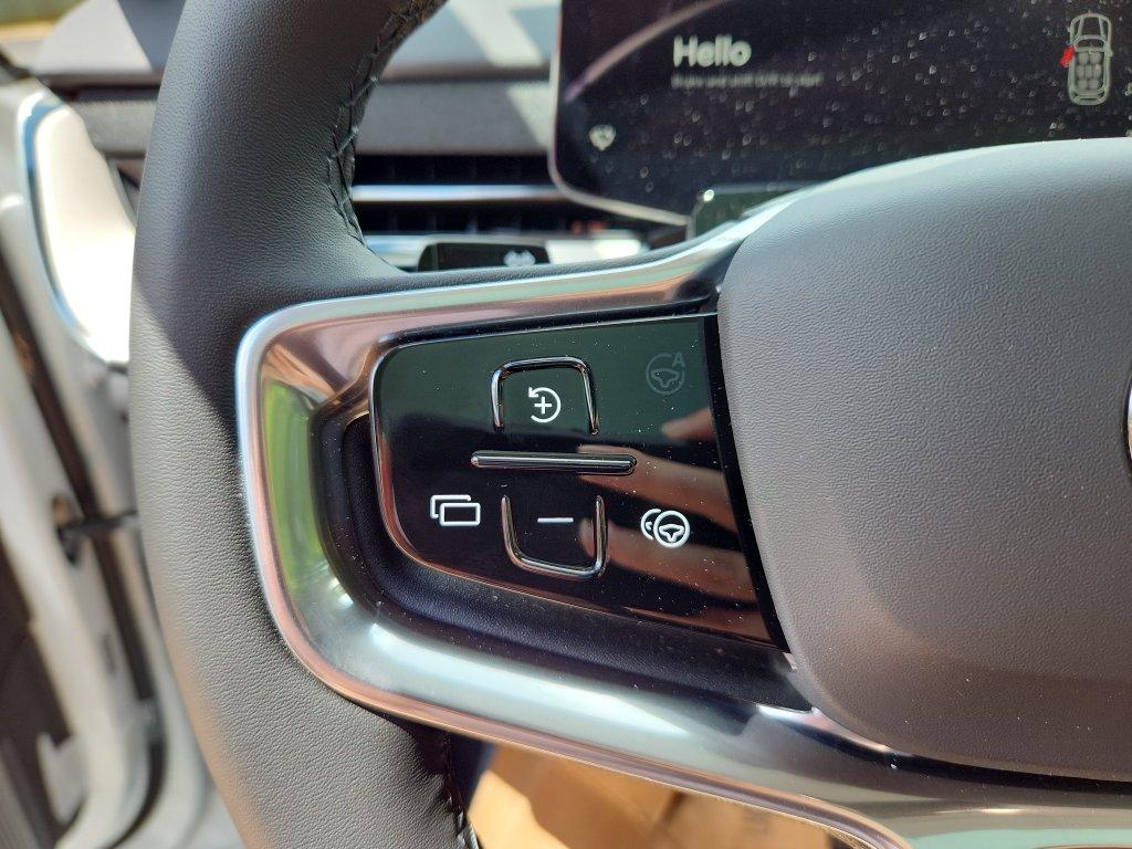 2026 Volvo EX90 TWIN MOTOR ULTRA — миниатюра 16