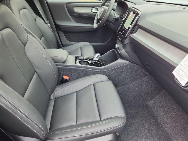 2026 Volvo XC40 B5 PLUS — миниатюра 28