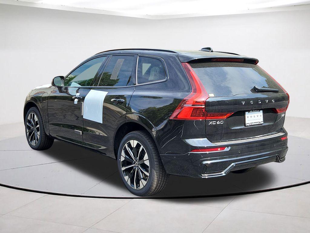 2026 Volvo XC60 PLUG-IN HYBRID T8 PLUS — фото 5
