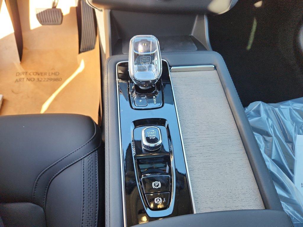 صورة مصغرة 11 لـ 2026 Volvo XC90 B6 PLUS 7-SEATER