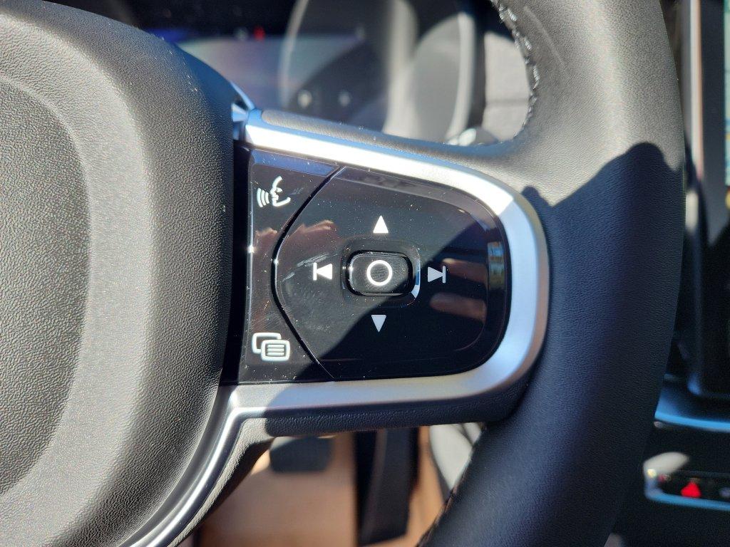 صورة مصغرة 15 لـ 2026 Volvo XC90 B6 PLUS 7-SEATER