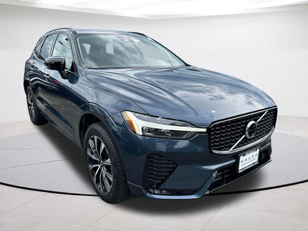 2025 Volvo XC60 B5 PLUS 照片 1