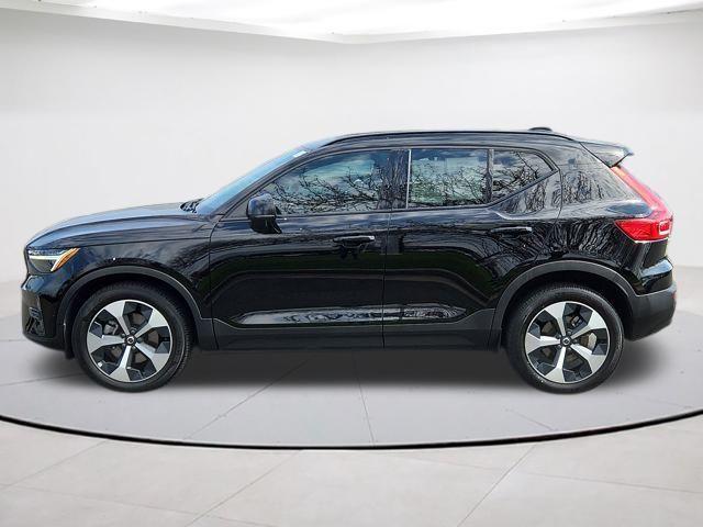 2023 Volvo XC40 B5 ULTIMATE DARK THEME 照片 8
