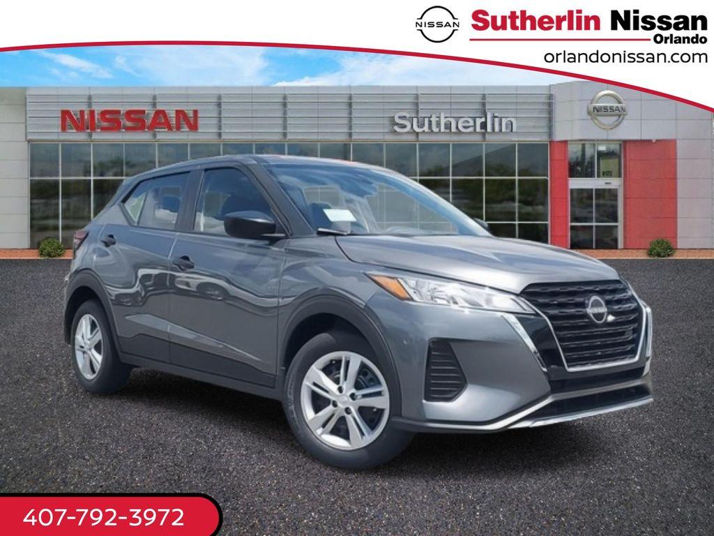 New 2025 Nissan Kicks Play S