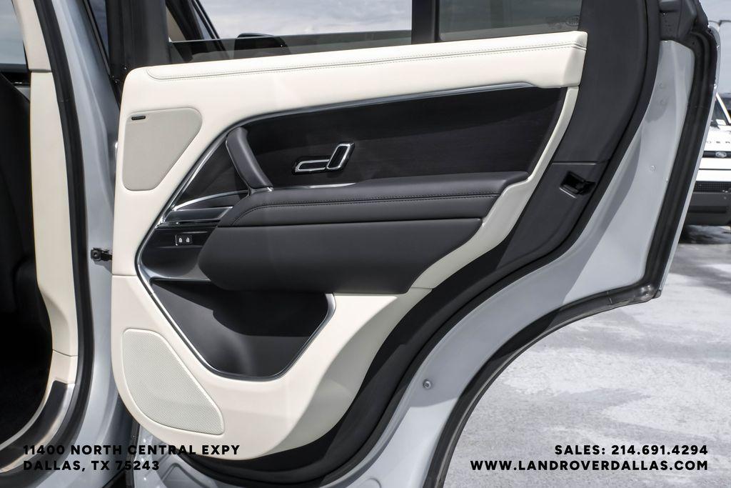 صورة مصغرة 46 لـ 2023 LAND Rover RANGE ROVER P530 SE