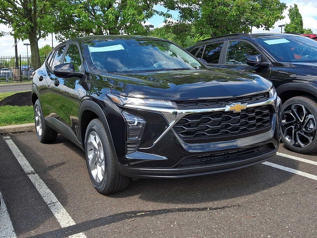 New 2026 Chevrolet Trax LS