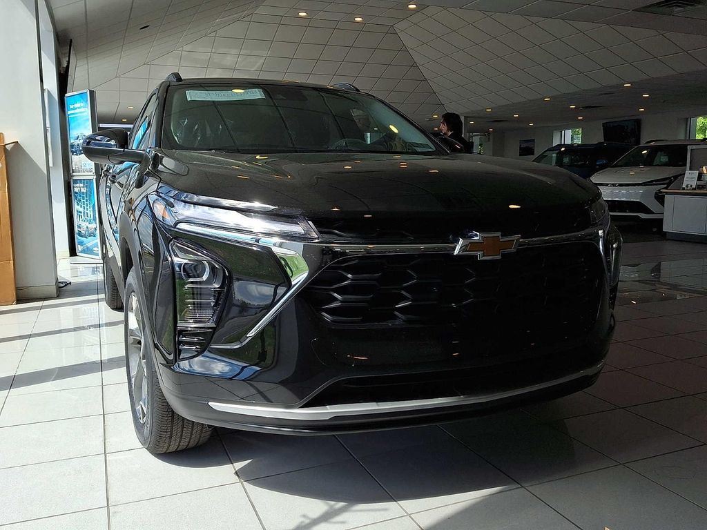 New 2026 Chevrolet Trax LT